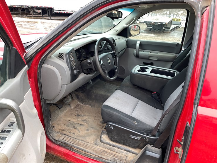 #1475-•-2009-chevy-silverado-(has-mn-title)-image-26