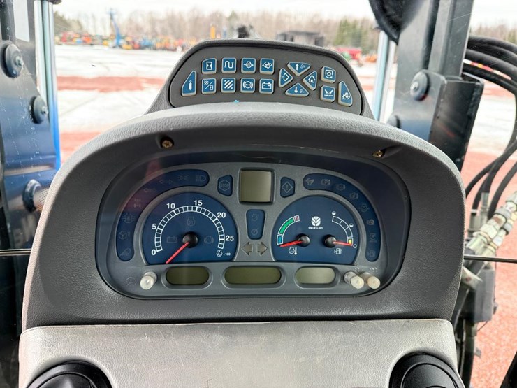 new-holland-ts115a-image-64