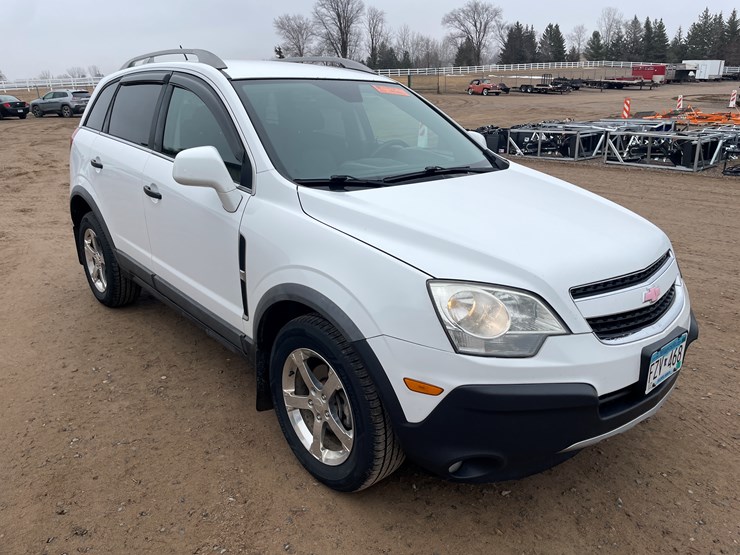 2012-chevrolet-captiva-image-4