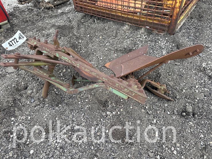 john-deere-3pt-1-btm-plow-(wf)-image-2