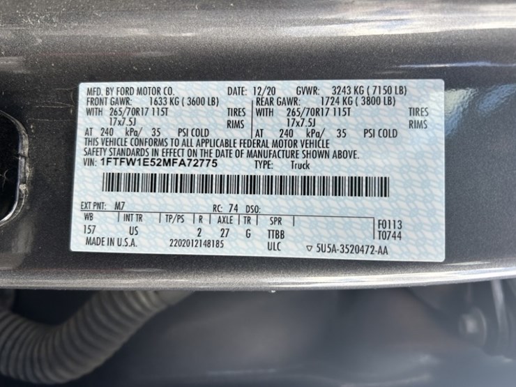 2021-ford-f150-xlt-image-12