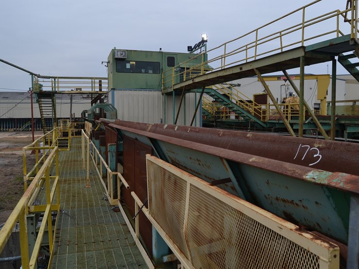 24"x135'-log-belt-trough-w/-8-arm-log-sweep-no-drive-image-3