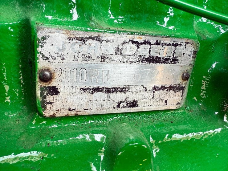 john-deere-2010-image-35