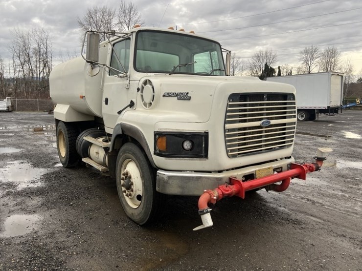 1995-ford-l9000-image-2