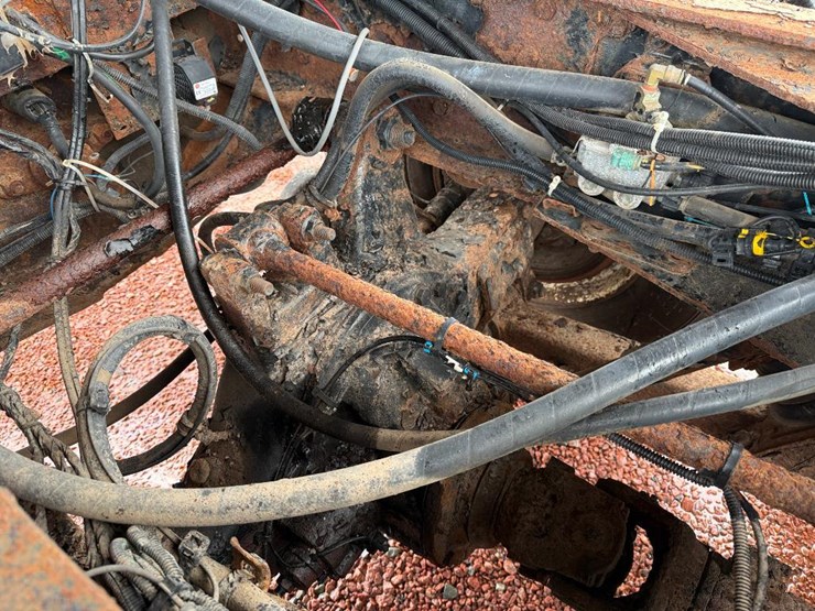 #280-•-lot-280-image-44