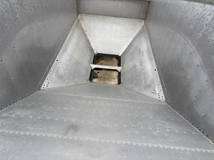 2005-timpte-super-hopper-image-24