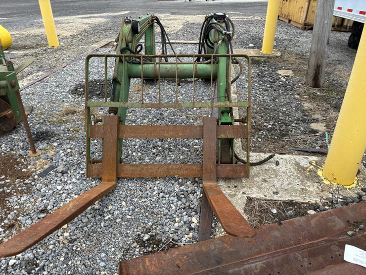 john-deere-158-image-3