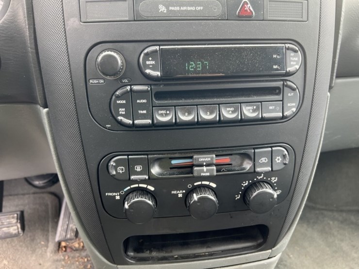 2007-dodge-grand-caravan-image-26