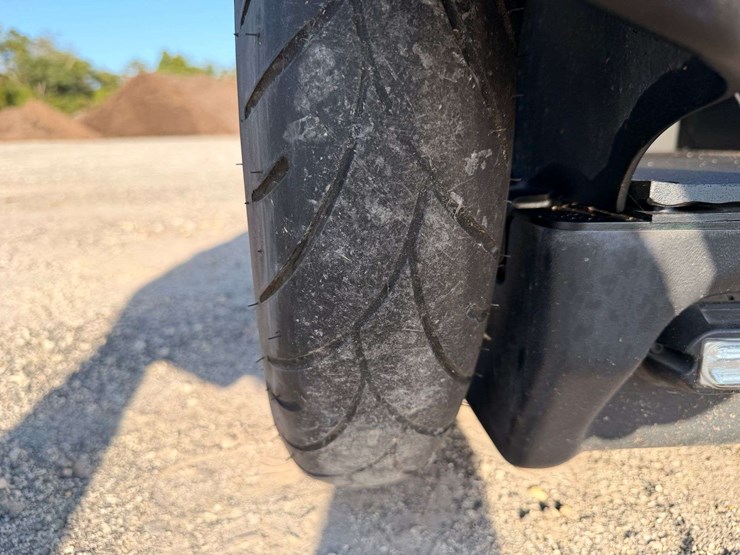 2014-segway-r1376-image-15