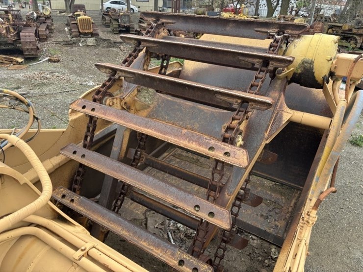 1974-caterpillar-613-image-25