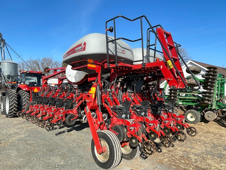 2020-case-ih-2150-image-6