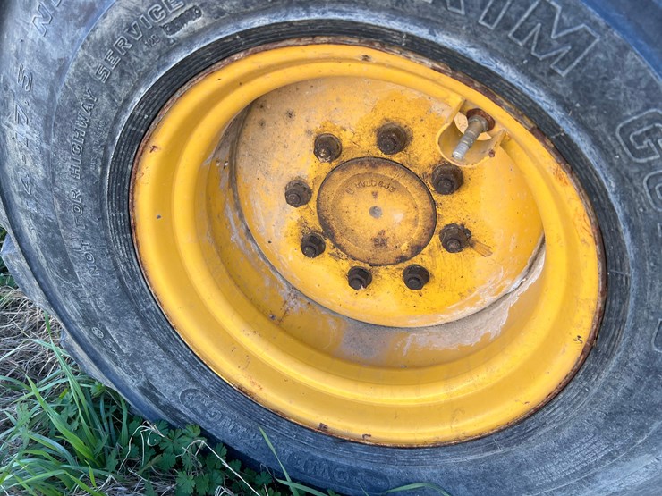 2012-deere-328e-image-25