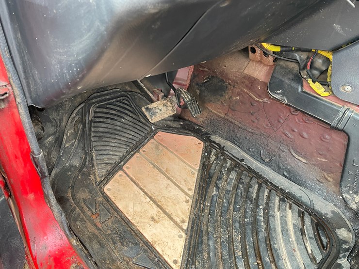 1998-chevrolet-tracker-image-43