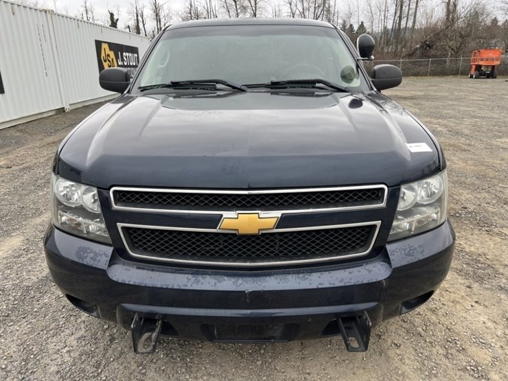 2014-chevrolet-tahoe-image-8