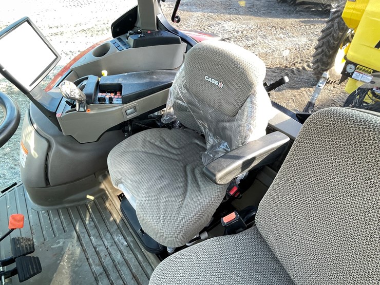 #101-•-case-ih-185-puma-tractor-(2nd-owner)-image-57