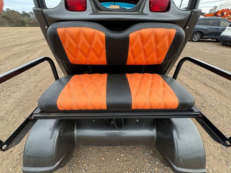 2002-gem-6-seater-72-volt-golf-cart-image-16