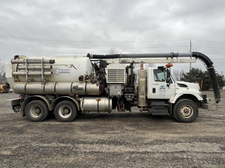 2008-vactor-2110-image-3