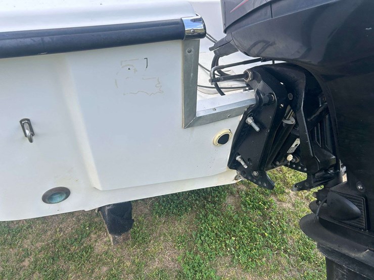 2001-sea-pro-sv1700cc-boat-image-14