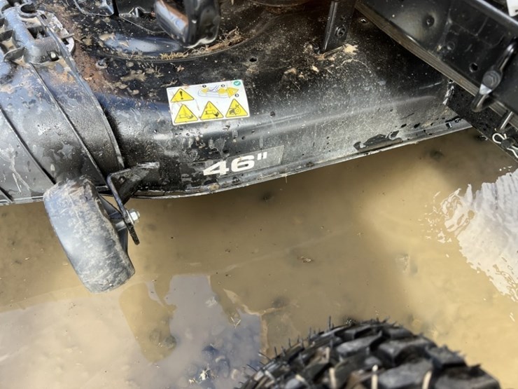 2024-cub-cadet-xt1-lt46-ride-on-mower-image-9