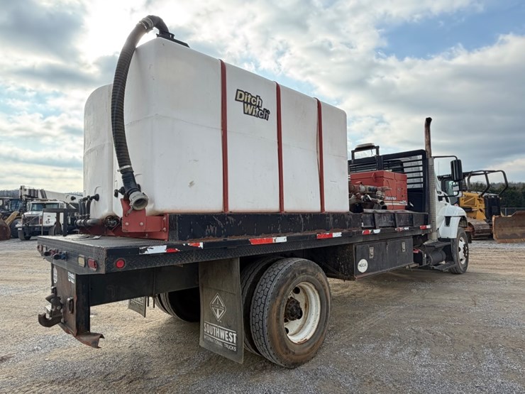 ditch-witch-fm13v-image-2