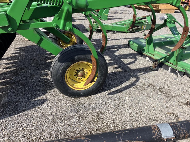 john-deere-710-image-6