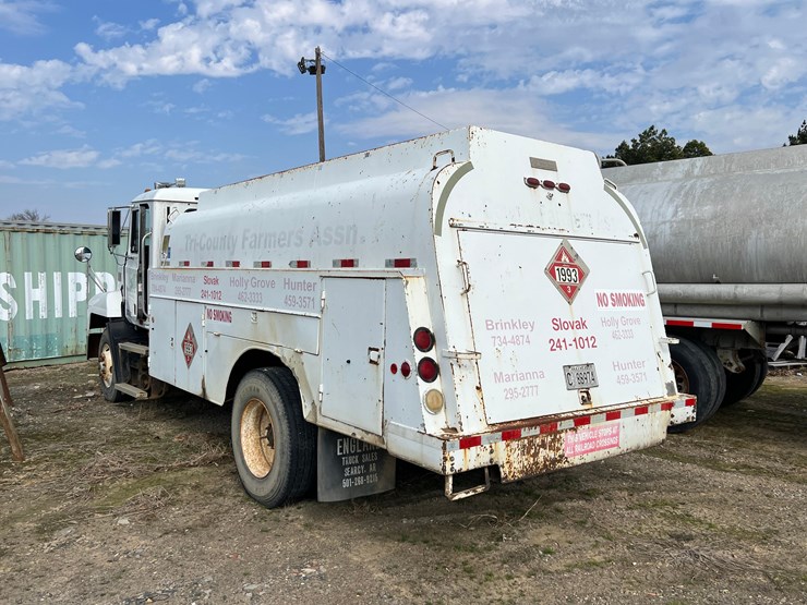 1999-mack-ch613-image-8