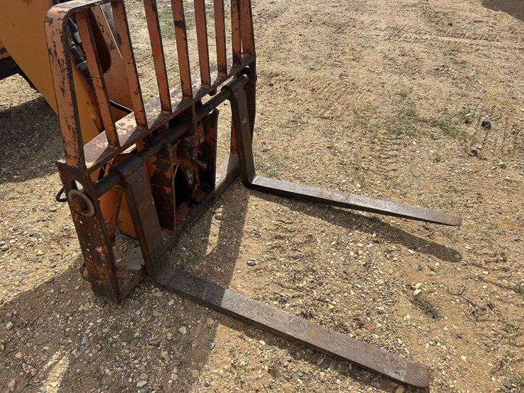 lull-644b-37-image-9