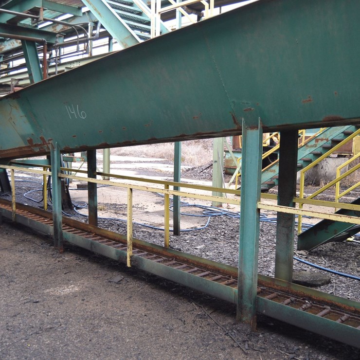 94' ALL STEEL INCLINE WASTE CONVEYOR W/ 110 LADDER BACK CHAIN W/ BOTTOM RETURN NO DRIVE