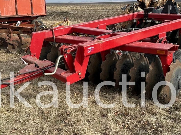 case-ih-770-image-1