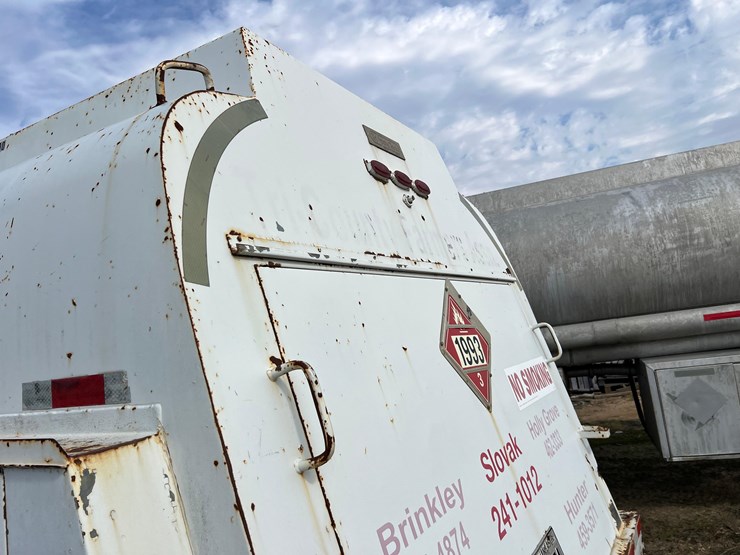 1999-mack-ch613-image-73