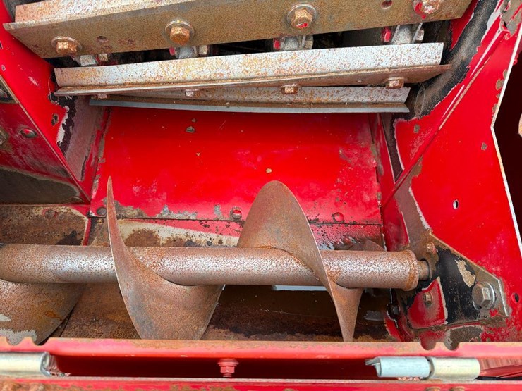 2009-new-holland-fp230-image-39