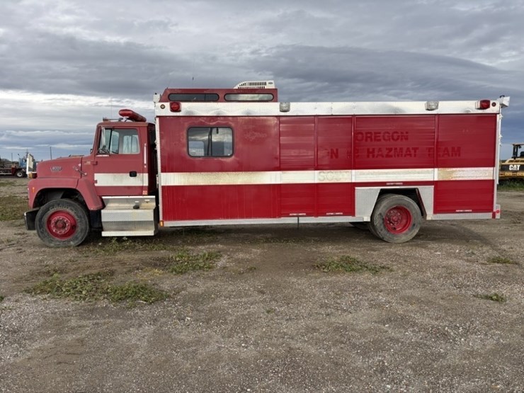 1991-ford-l8000-image-2