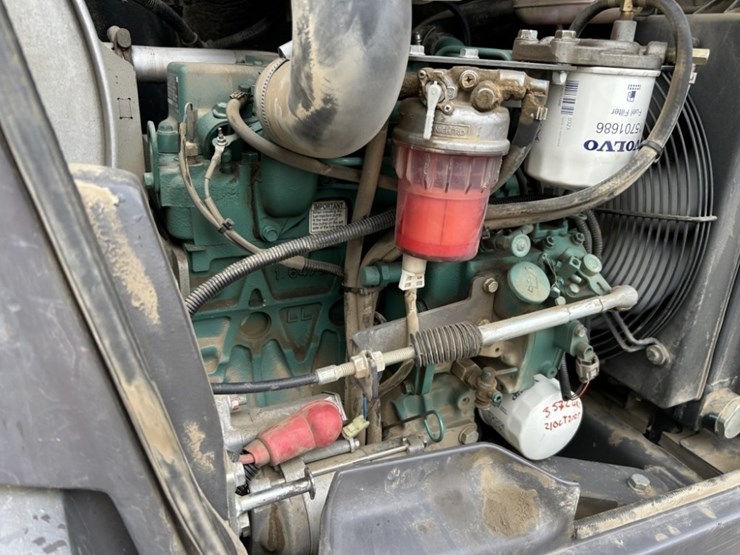 2019-volvo-ecr40d-image-23