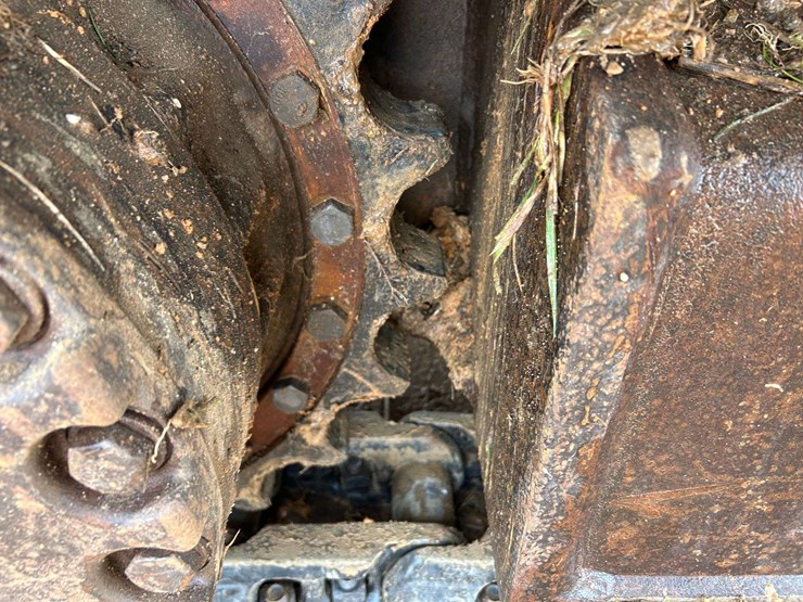 2015-komatsu-pc210-lc-10-image-33