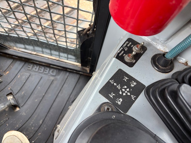 deere-650h-lgp-image-27