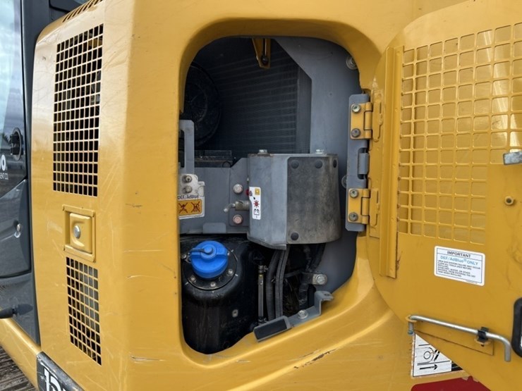 2021-deere-135g-image-20