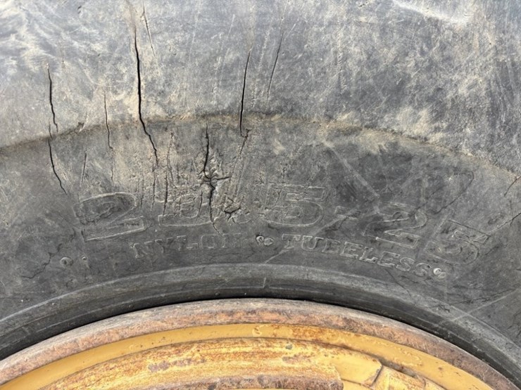 1995-caterpillar-950f-image-17