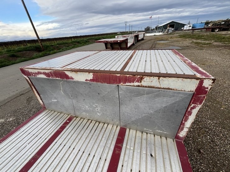 2016-dc-t/a-double-drop-pup-trailer-image-24