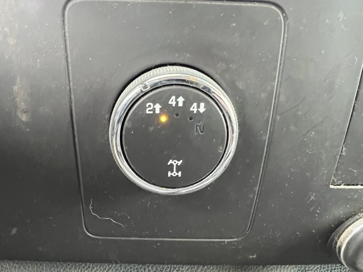 2012-gmc-2500-image-34