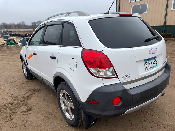 2012-chevrolet-captiva-image-2