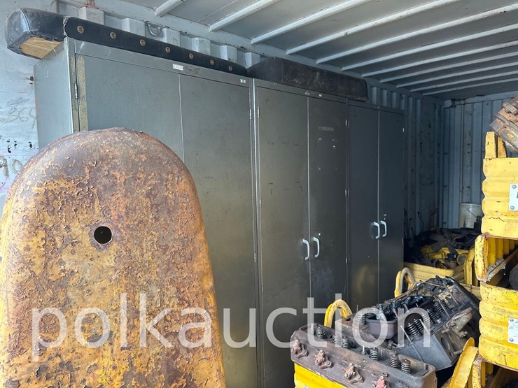 20'-container-w/-all-contents-(hess)-image-11