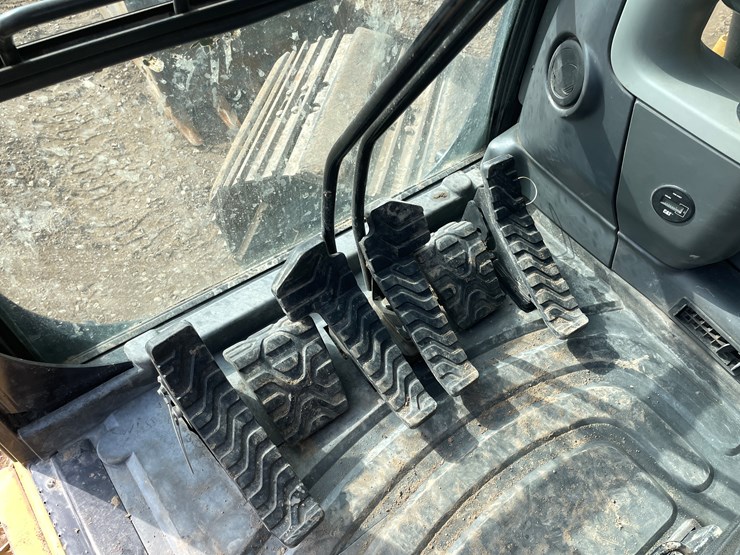 caterpillar-312f-image-54