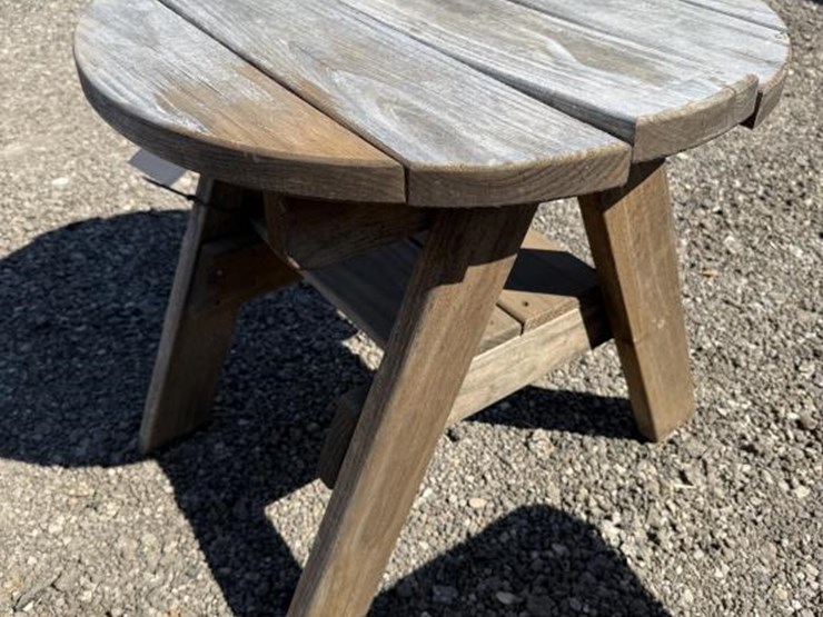 #151-•-wooden-circle-side-patio-table-image-3