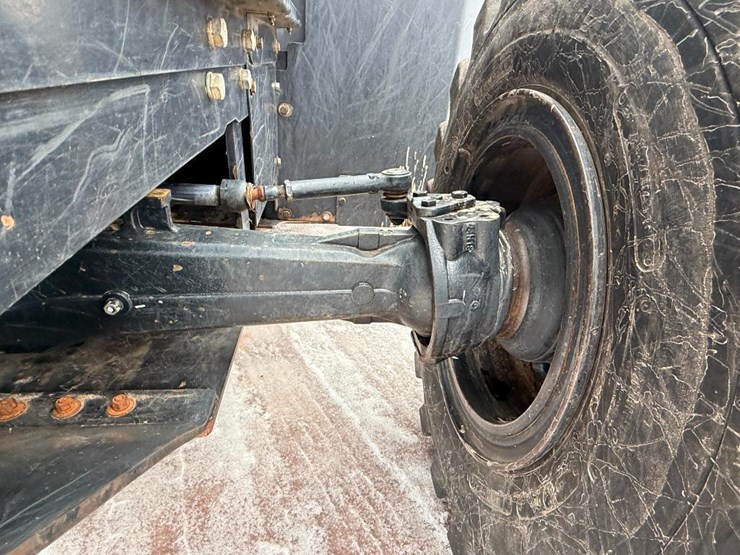 new-holland-ts6.120-image-40