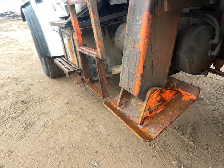 1998-imt-16042-image-30