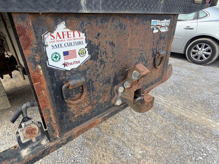 ditch-witch-fm13v-image-12