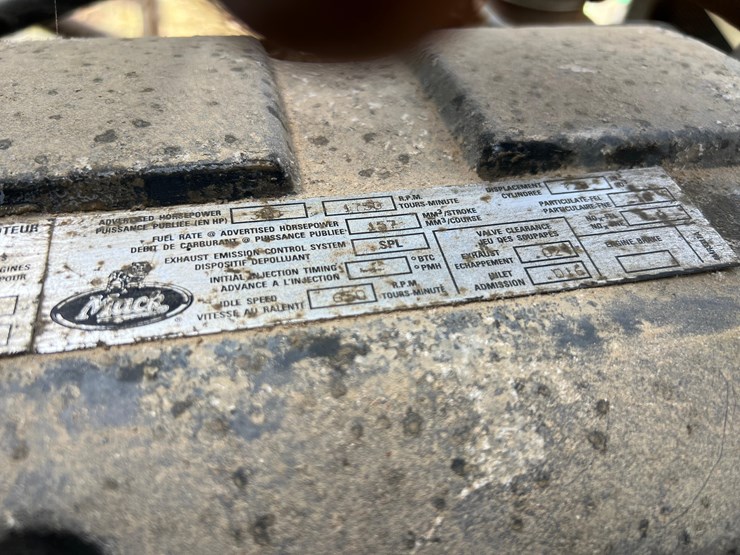 1999-mack-ch613-image-24