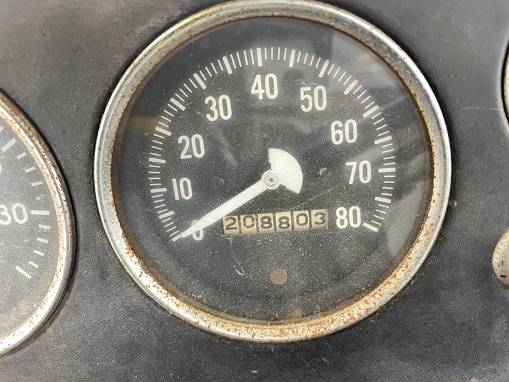 1975-international-fleetstar-2050a-image-49