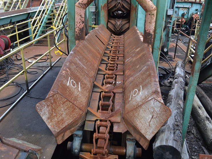 frano-16'-infeed-to-nicholson-debarker-w-hydrauic-drive-image-2