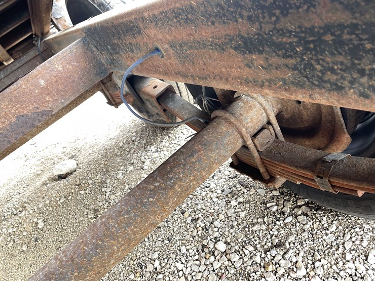 2020-axle-dump-trailer-image-40